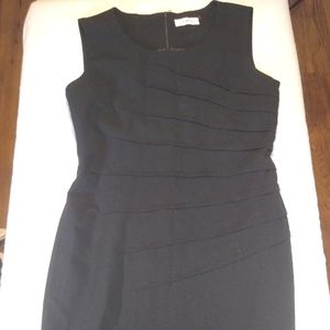 Calvin Klein Black Sleeveless Dress 1/2 Zipper in the back Size 4